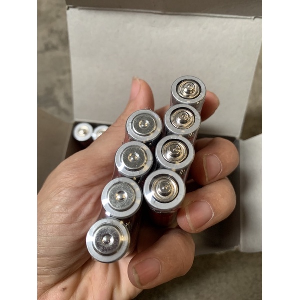 Hộp 40 viên pin con thỏ lắp đồ chơi