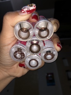 Mẫu lens màu choco
