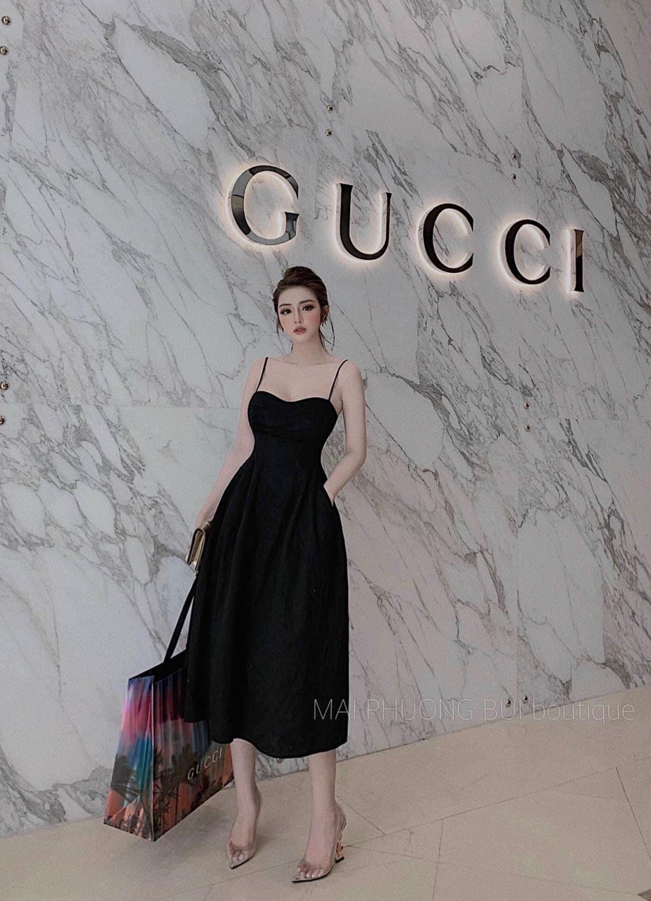 ĐẦM 2 DÂY XÒE UMI 2 TÚI - CAROTSHOP