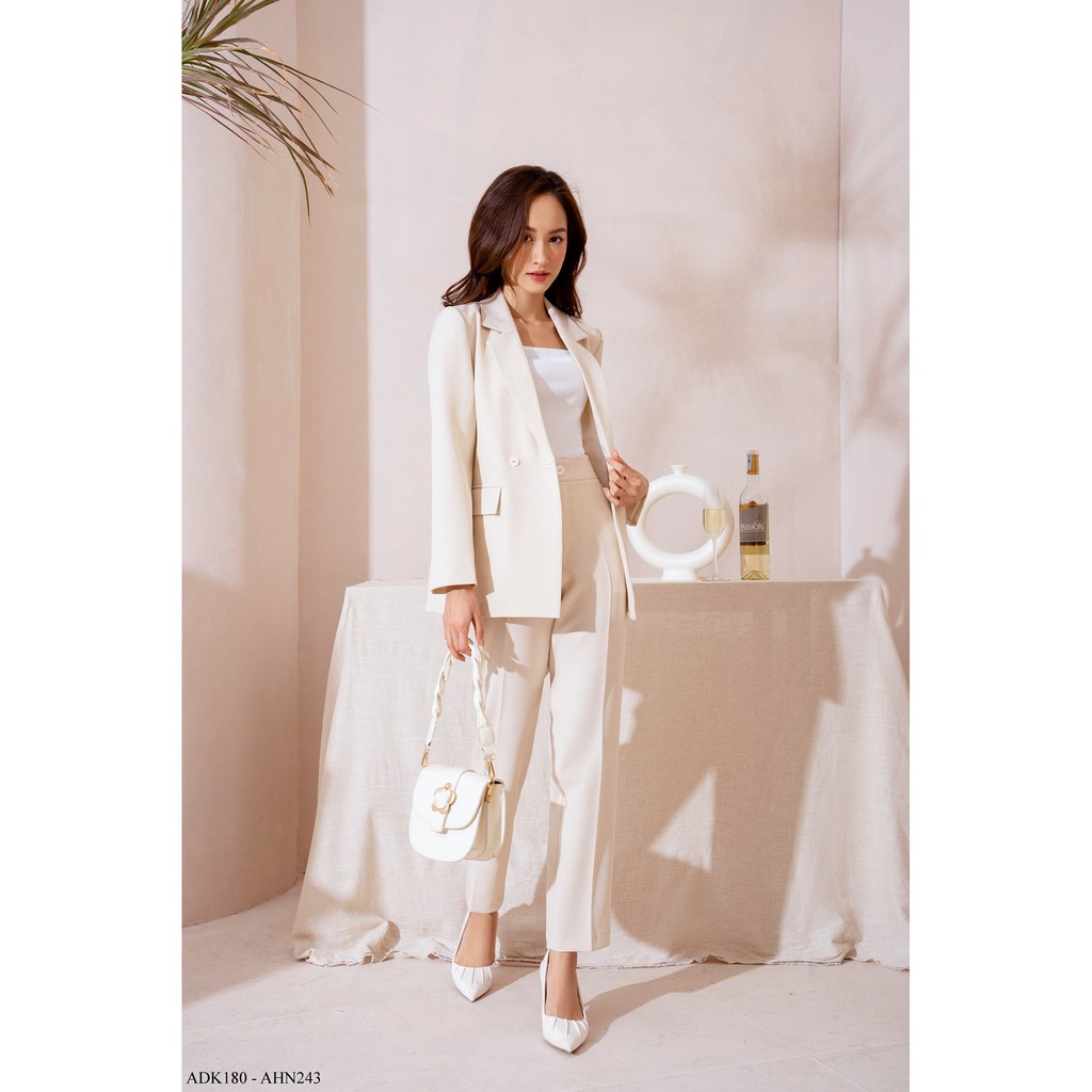 TIIN STORE Áo blazer cổ 2 ve túi cơi 2 khuy bọc by Tiin | BigBuy360 - bigbuy360.vn