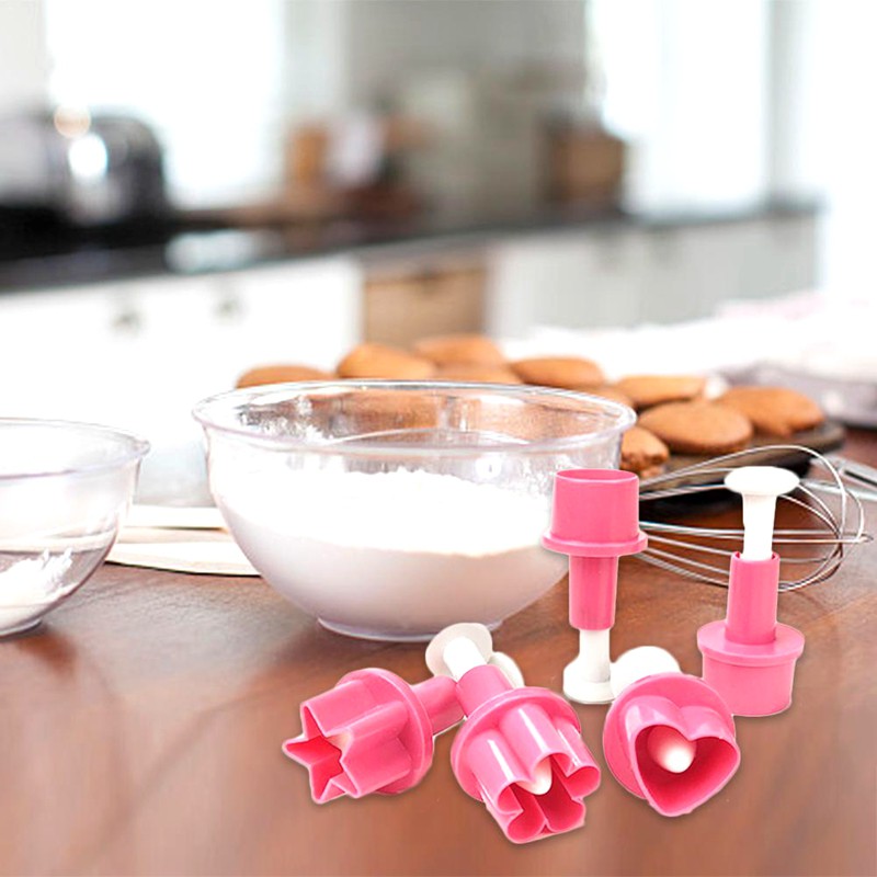 Set 5 Khuôn Cắt Tạo Hình Trang Trí Bánh Nhà Bếp
