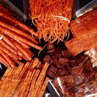 [ có sẵn ]  1 GÓI QUE CAY ĐỒ ĂN VẶT TRUNG HOA