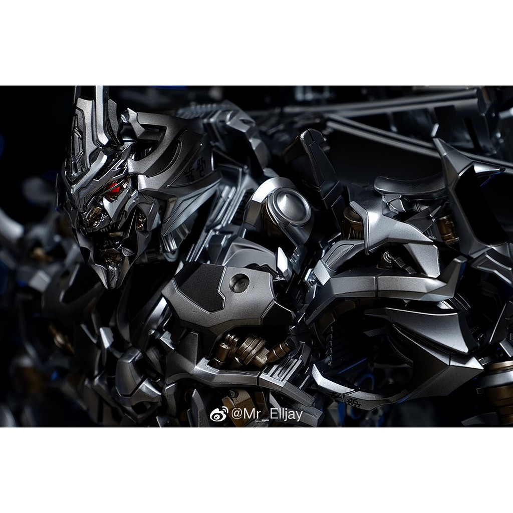 Mô hình Transformers LS-12 LS12 LS 12 Black Mamba người máy robot lắp ghép biến hình máy bay Cybertron Megatron BMB
