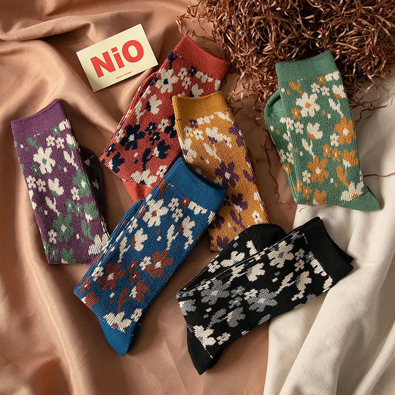 Retro Floral Cotton Women Mid-length Socks High Quality Double Needle Harajuku Style Lolita Sweet Girls Long Socks Women Socks