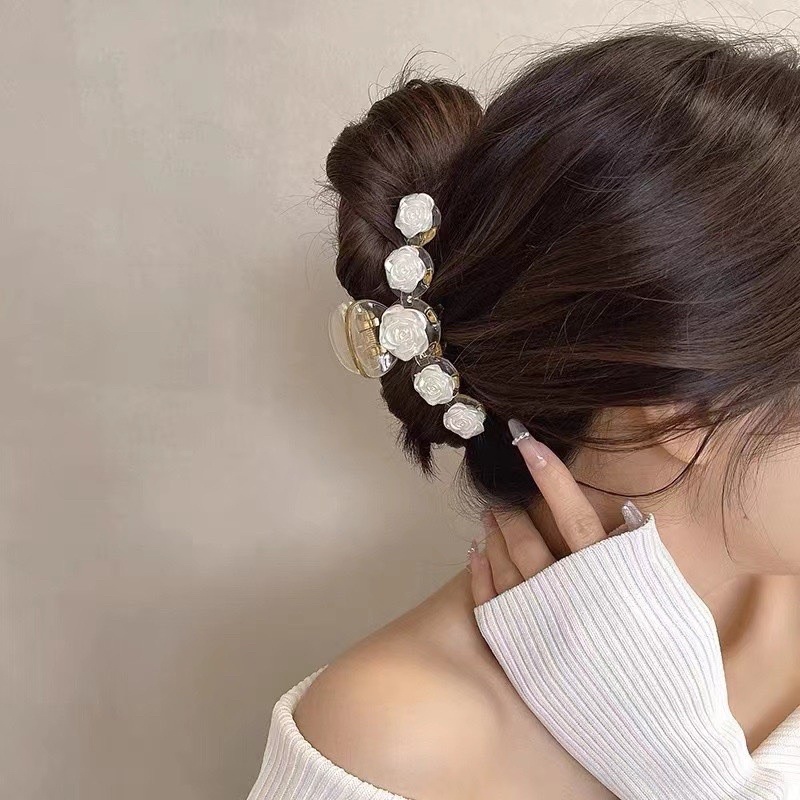 Cặp nhựa hoa hồng 5 bông