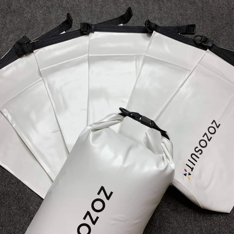 ZOZO SUIT - TÚI CHỐNG NƯỚC ĐI BIỂN