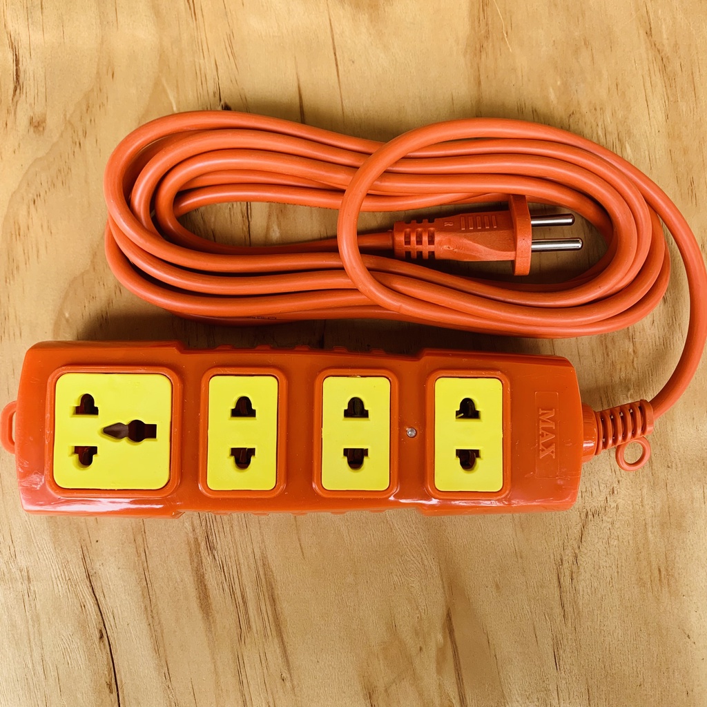 Ổ Cắm Điện Makaro 4 Ổ Cắm, Chịu Tải 8000w Dây 5 Dài 5m