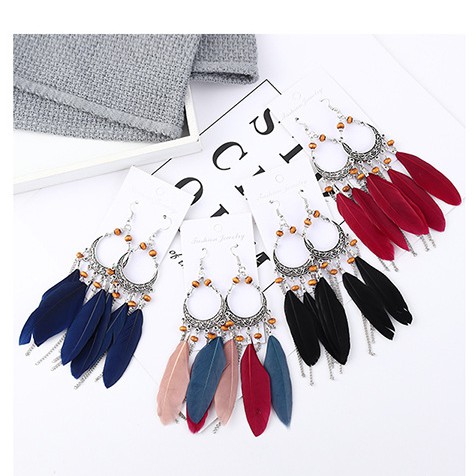 Khuyên tai lông kiểu dáng boho - mặt bán nguyệt MK12
