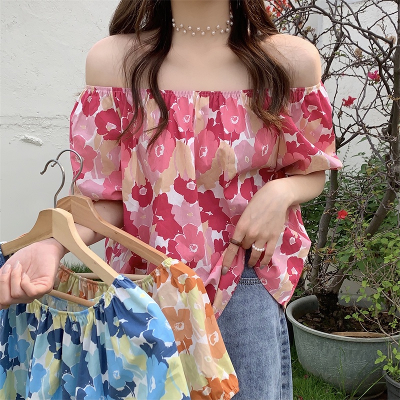 off-shoulder chiffon blouse Áo Sơ Mi Tay Ngắn Phồng Hở Vai Họa Mùa Hè Mới-Áo Cổ Điển Lệch Vai Tiết Hoa Thời Trang Mùa Hè Áo trễ vai dập2023 Phong Cách Pháp Cho Nữ Off-Shoulder Top