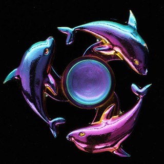 Con quay spinner hình CÁ HEO XOAY tím gradient cực đẹp