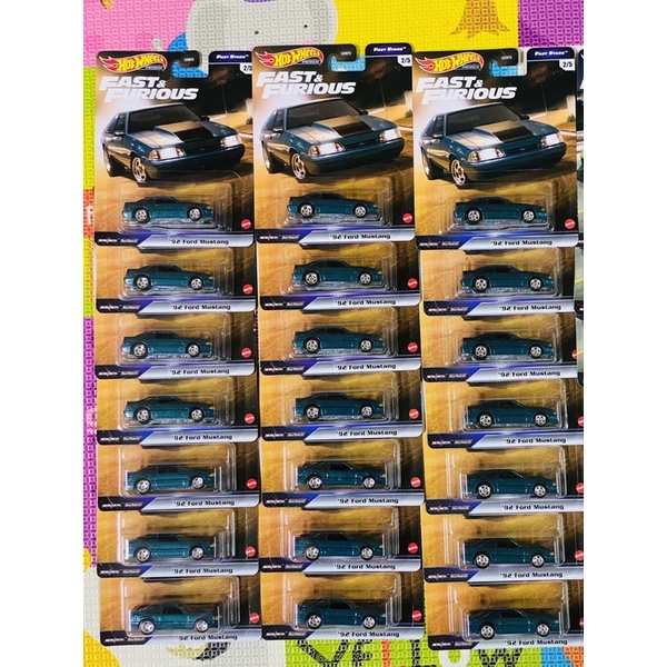 Xe mô hình Hot Wheels Premium Ford Mustang