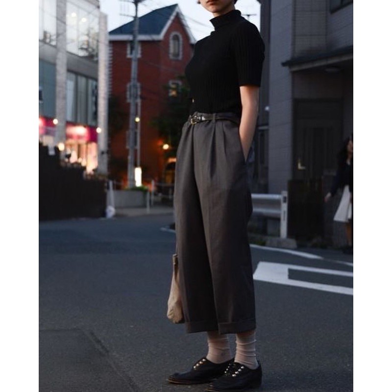 Quần tây dáng suông thời trang giành cho mùa hè | BigBuy360 - bigbuy360.vn