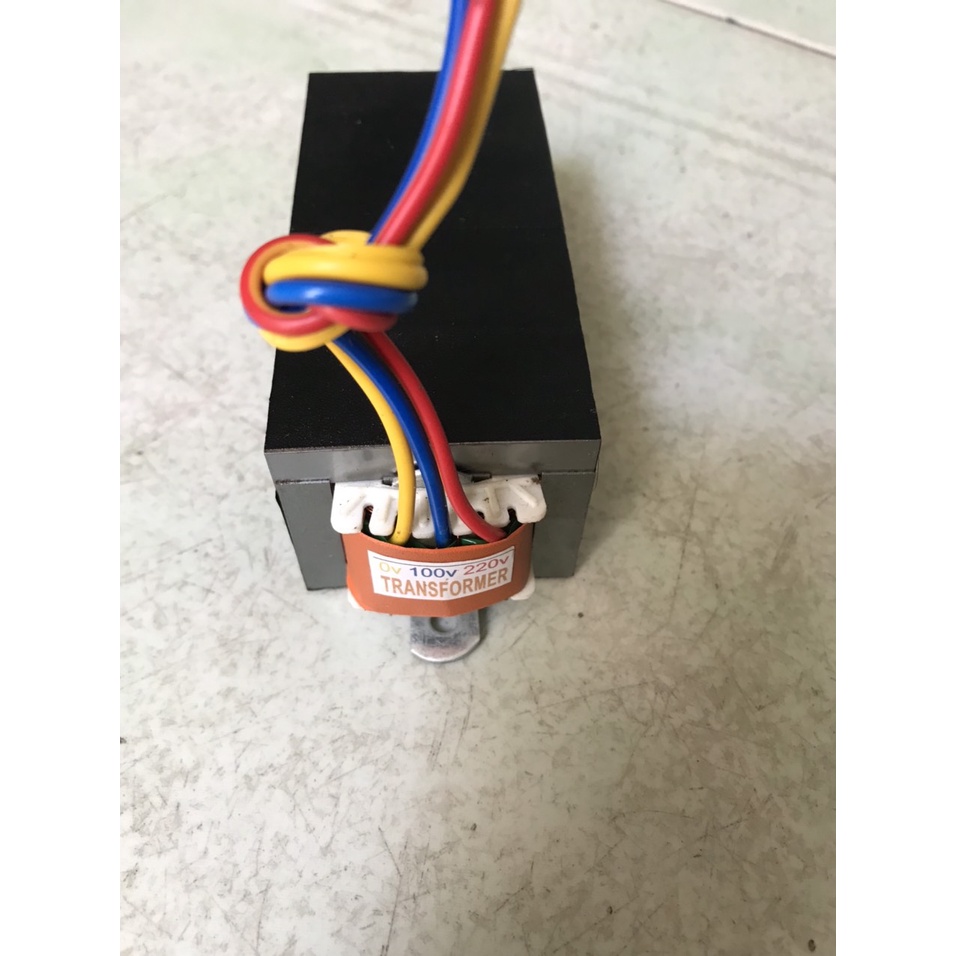 Biến áp 120W 220v ra 110v, Biến thế 220v ra 110v 50Hz/60Hz, công suất 120W