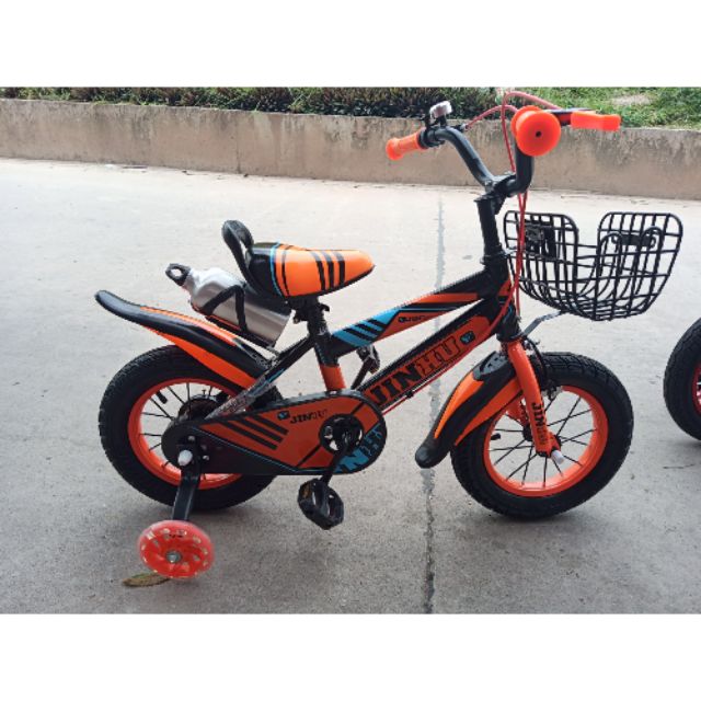 Xe tập đi trẻ em