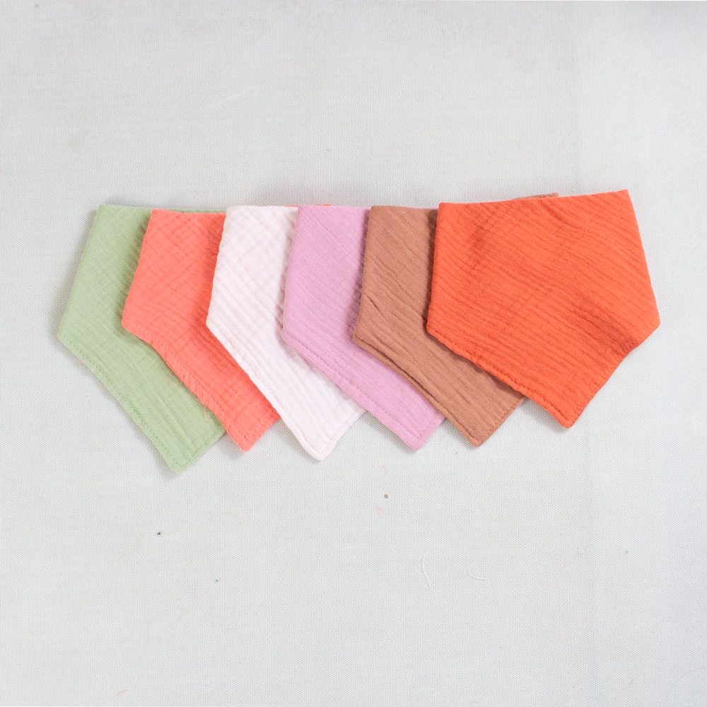 Yếm tam giác bằng vải xô organic mềm mại dành cho bé sơ sinh (set 3 cái)