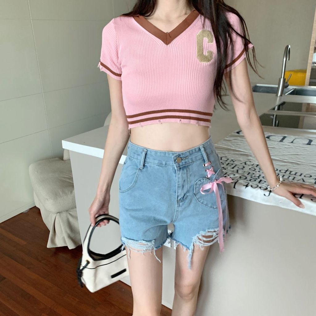 Quần Short Jean Rách Có Túi Hình Trái Tim Mới Cho Nữ