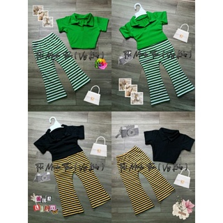 Set Áo Crotop Phối Quần Loe Sọc Sang Chảnh