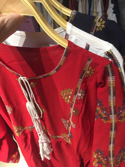 Váy thổ cẩm BoHo buộc dây | BigBuy360 - bigbuy360.vn