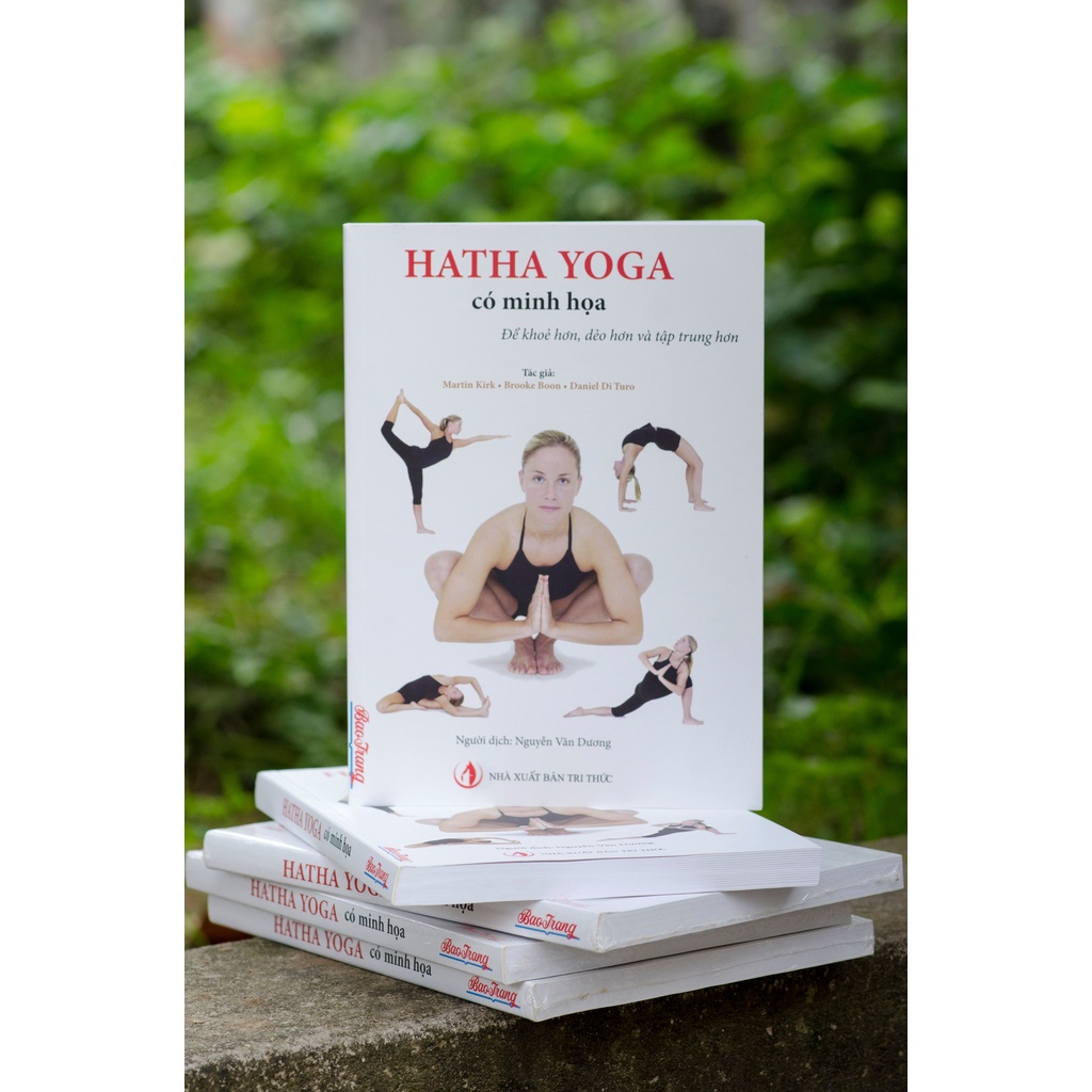 Sách Hatha Yoga có minh họa