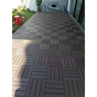 Vỉ sàn gỗ nhựa composite lót ban công kích thước 30x30cm, chịu nắng mưa