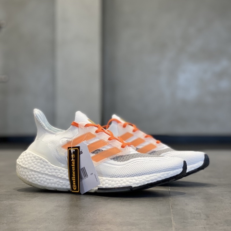 Giầy ultraboost 7.0 nam trắng phối cam xám