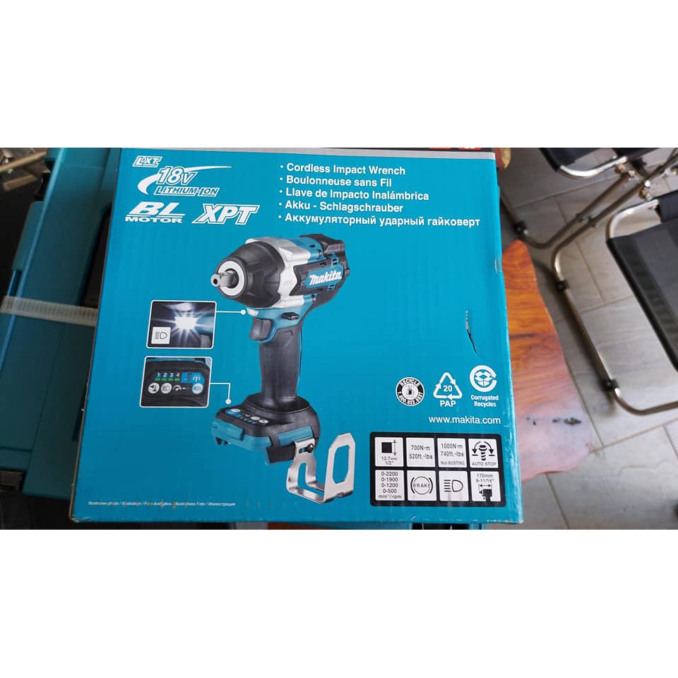 Máy Siết Bu Lông Dùng Pin 700Nm MAKITA DTW700 - Chính Hãng