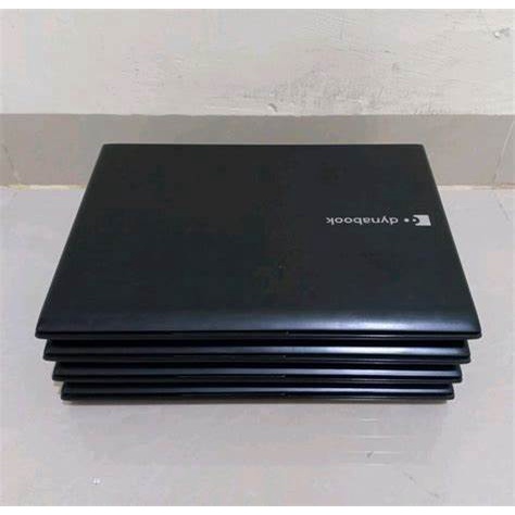 Laptop văn phòng đẳng cấp Toshiba Dynabook R732, chip i5 3220M 3,3 Ghz mới 99% đủ phụ kiện | BigBuy360 - bigbuy360.vn