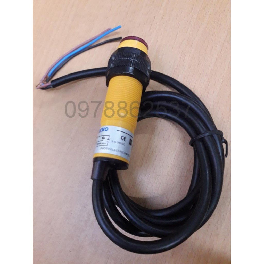 Cảm Biến Vật Cản Hồng Ngoại E3F-DS30C4- 3 dây-DC24v-NO-NPN