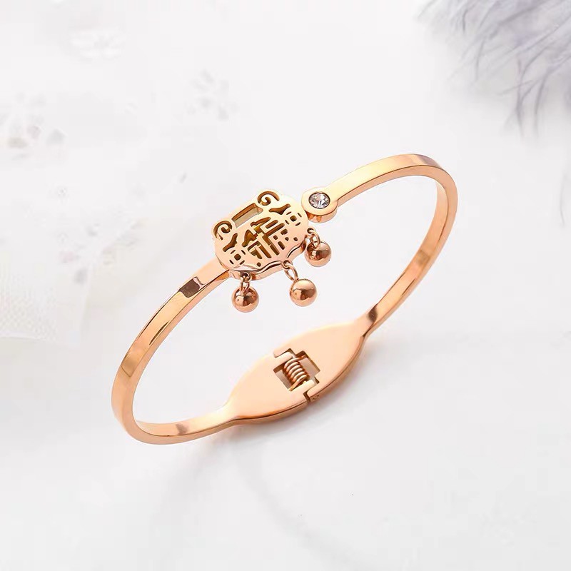 Vòng tay khóa trường mệnh bằng thép titan màu vàng hồng chống nước không dị ứng không phai màu phong cách Hàn Quốc