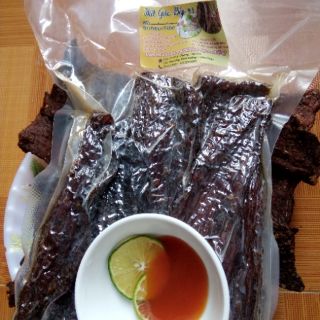 Thịt trâu gác bếp 500gr tặng chẩm chéo