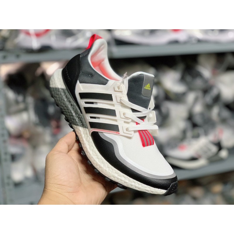 Giày Ultra Boost All Terain Đen Trắng đế vạch Xám