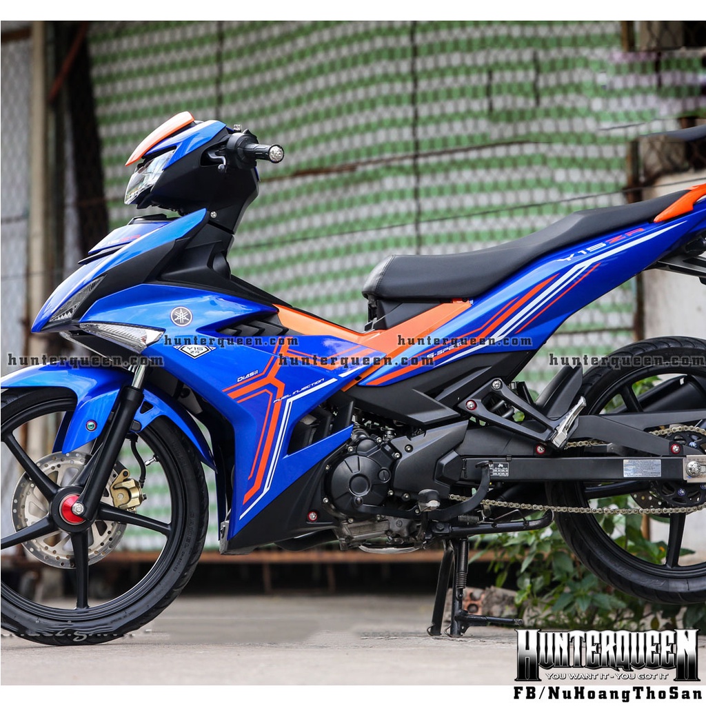 Tem ghép cao cấp trắng cam. Dán trên mọi màu xe Exciter 150, thay đổi theo yêu cầu