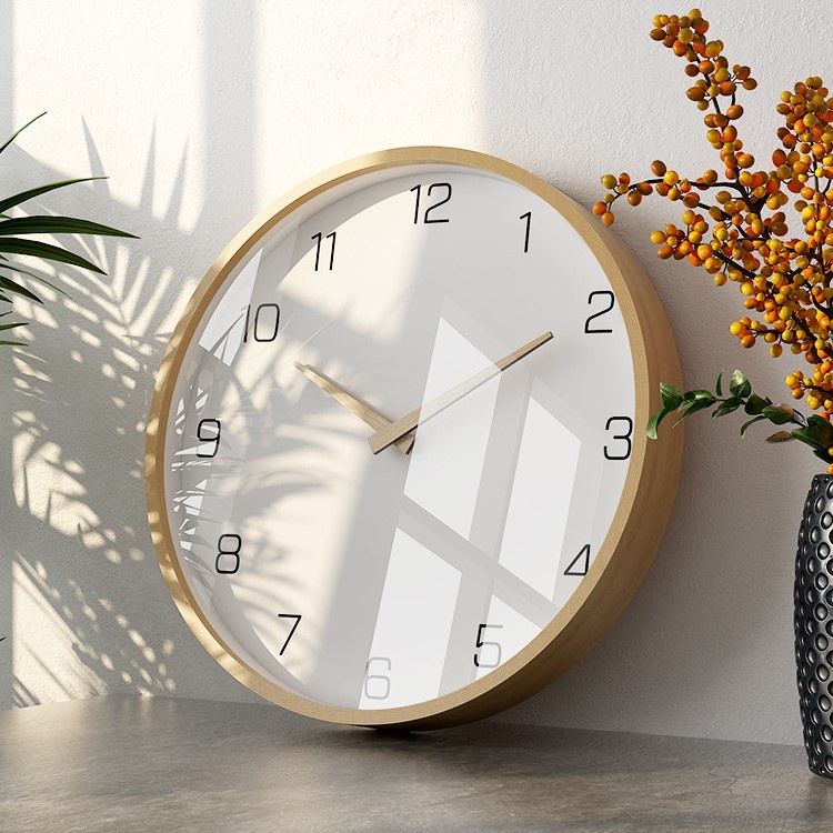 Đồng Hồ Treo Tường Khung Gỗ Vàng Mặt Kính Bắc Âu