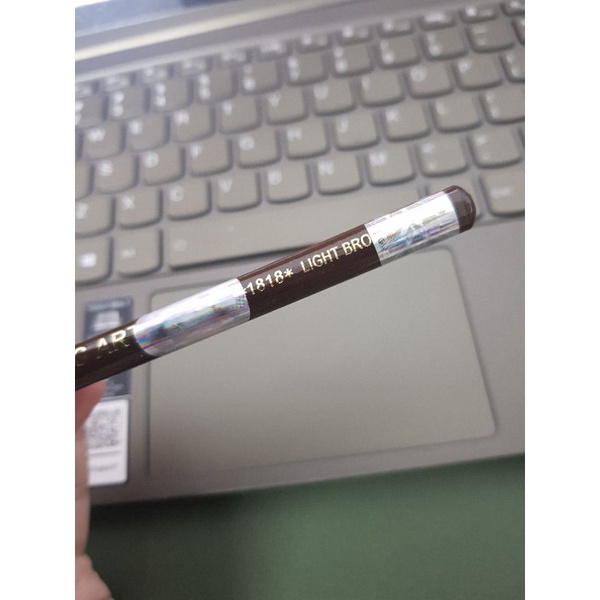 Chì xé kẻ chân mày màu nâu trả và đen.