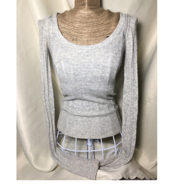 Áo len tay dài Abercrombie&Fitch auth size S-USED