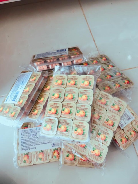 Kẹo c trái tim Thái Lan 18,5k/vỉ 24 hộp