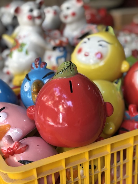 Con giống tiết kiệm hình trái cây mặt người