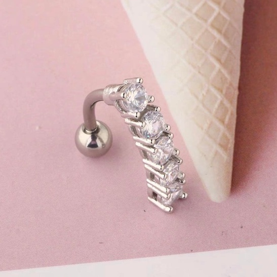 khuyên rốn hình cung đính kim