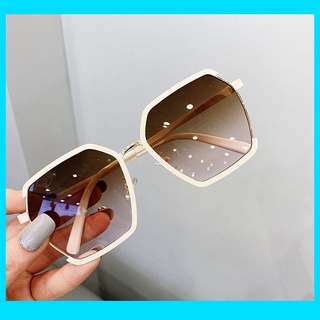 Kính Mát Nữ Thời Trang Mới 2024 - Mắt kính râm nữ mắt vuông gọng kim loại đen trắng đỏ_MS40