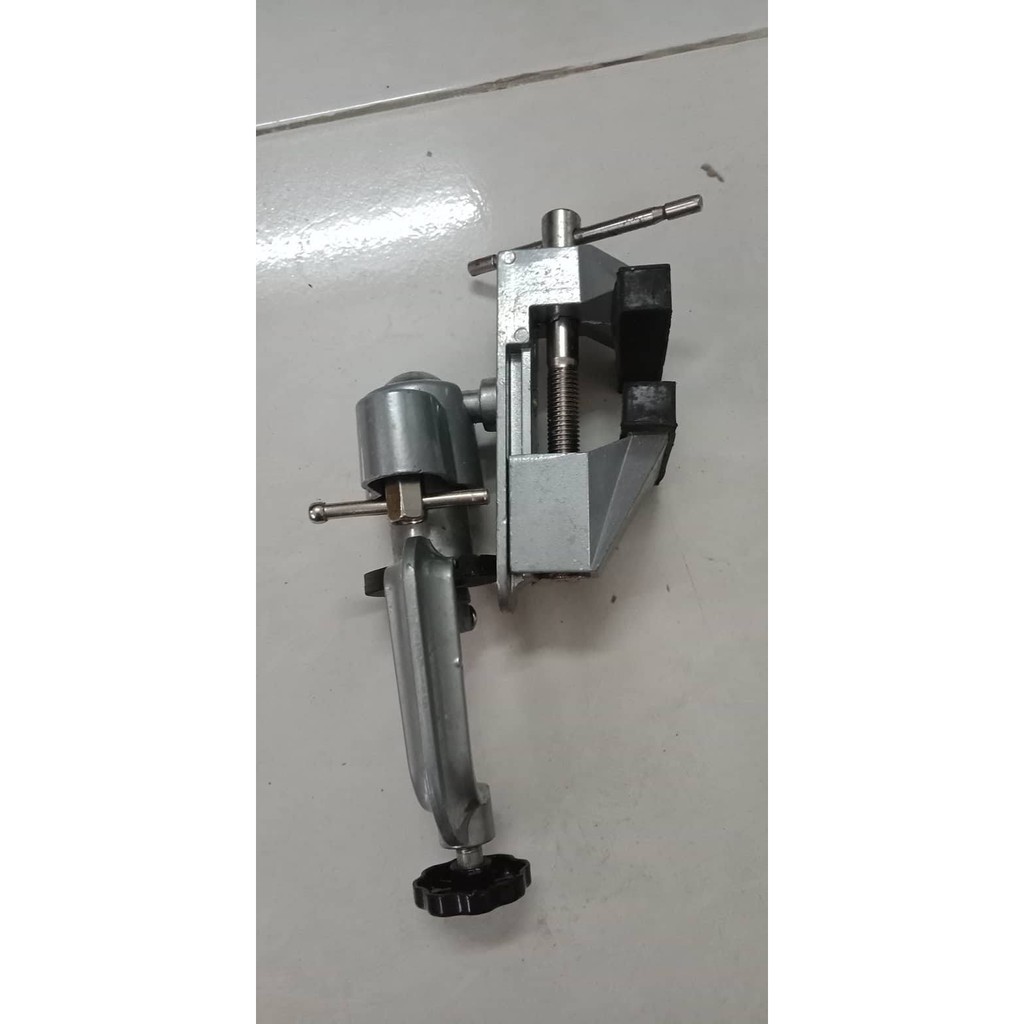 ê tô xoay 360 độ