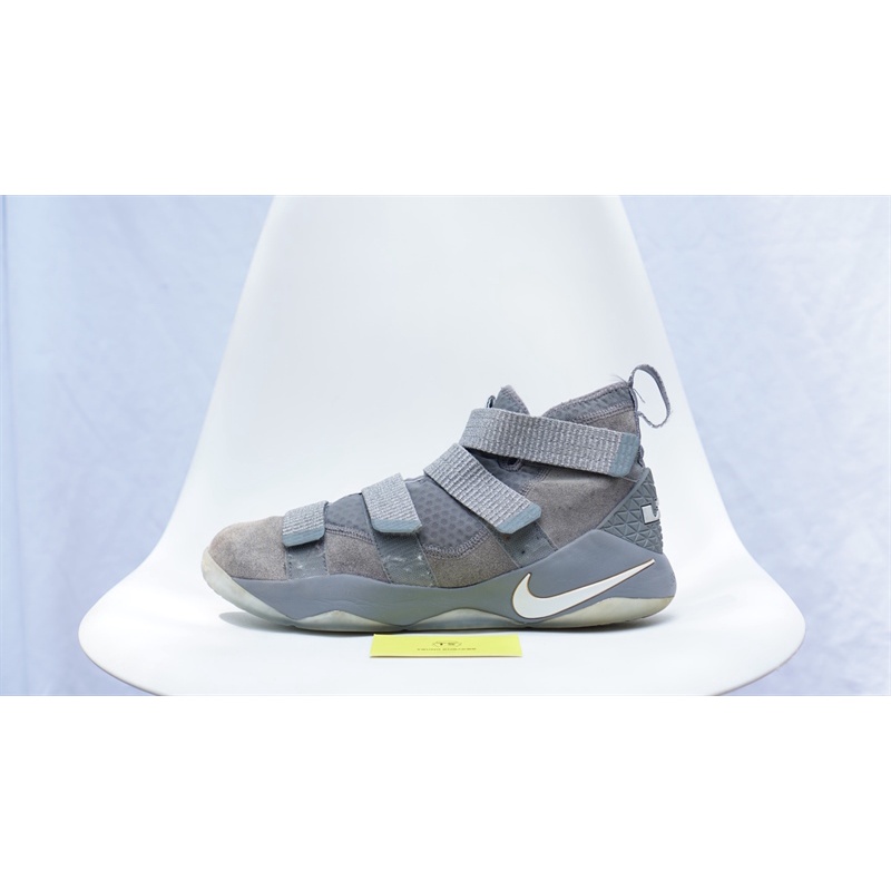 [2hand] Giày Nike LeBron Zoom Soldier 11 Grey (7) 897644-010 Chính Hãng - Size 45