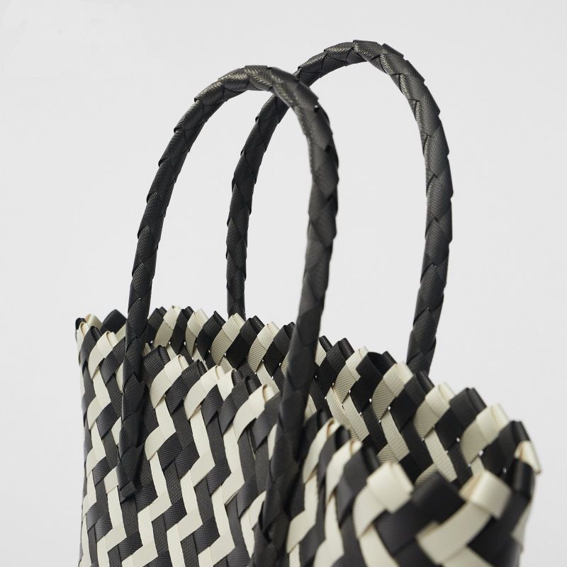 Giỏ xách đan tay trâng đen nong đoi size 30cm, làn đi chợ, túi handmade