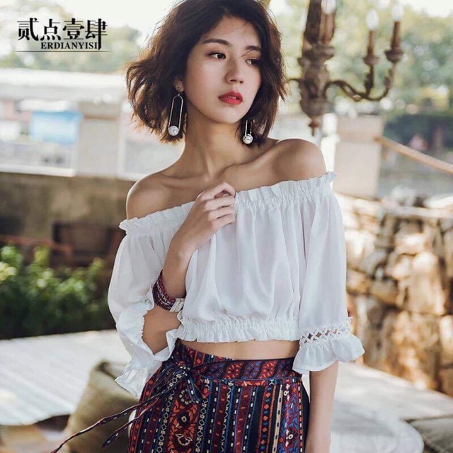 Áo trễ vai croptop