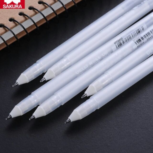 Bút trắng Sakura Gelly roll