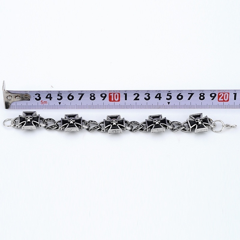 Vòng Tay Hình Đầu Lâu Và Thánh Giá Phong Cách Retro Thời Trang Cho Nam