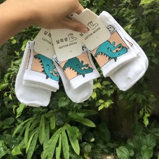 Tất khủng long hót hít