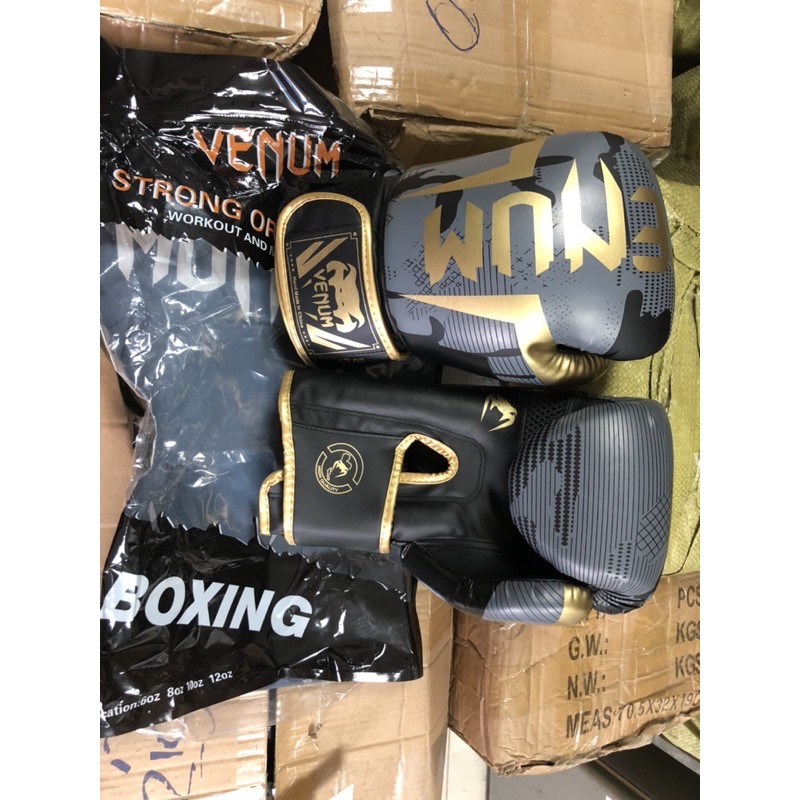 Găng tay boxing VENUM 119 cao cấp