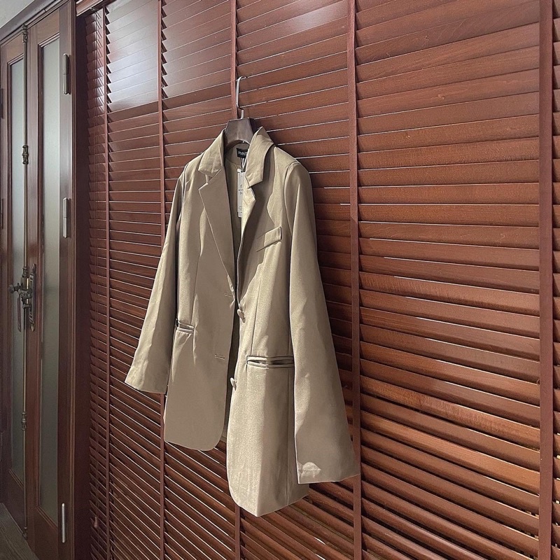 Blazer màu nâu tây-đen