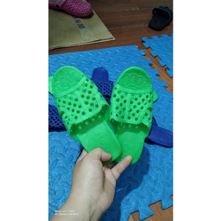 Dép tổ ong cho bé
