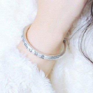 Vòng tay bạc khắc chú Om Mani Padme Hum và liên hoa